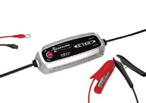 C-TEK MXS 5.0 BATTERY CHARGER 12V