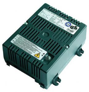 CBE 10A CHARGER CB510
